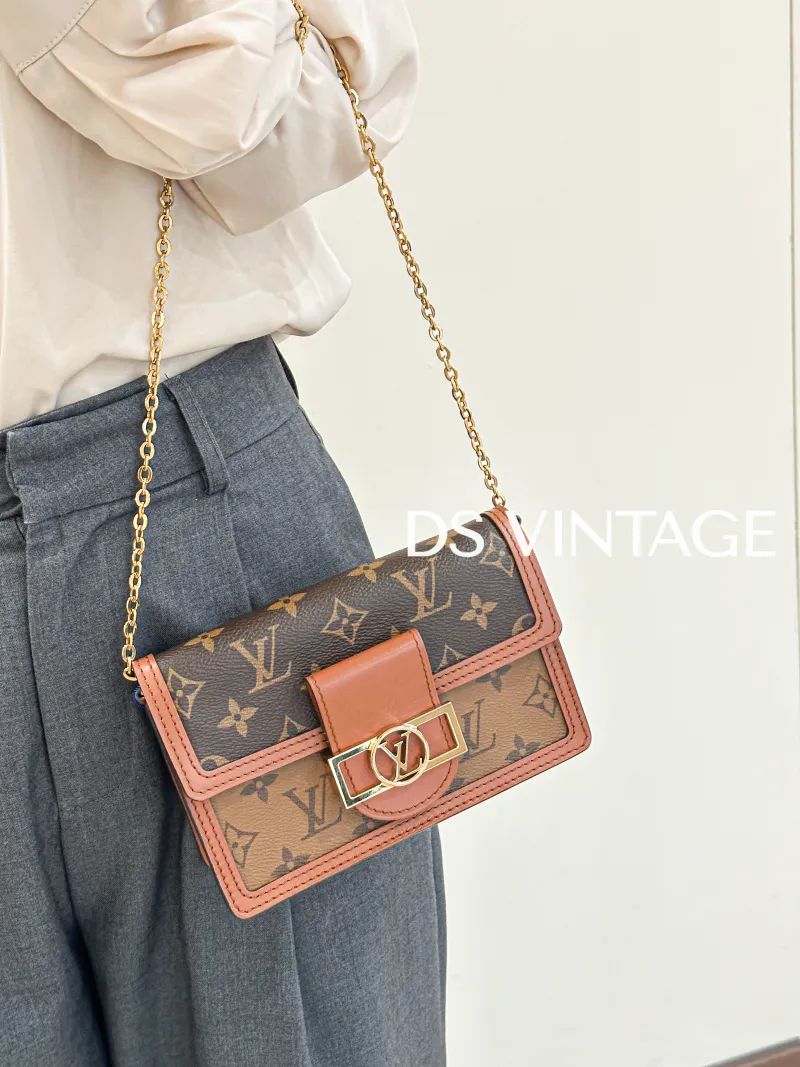 Louis Vuitton Crossbody Bag Dauphine Woc Woc Monogram PVC Mini 18.5 × 5 × 12 cm — on-model view 4 of 4