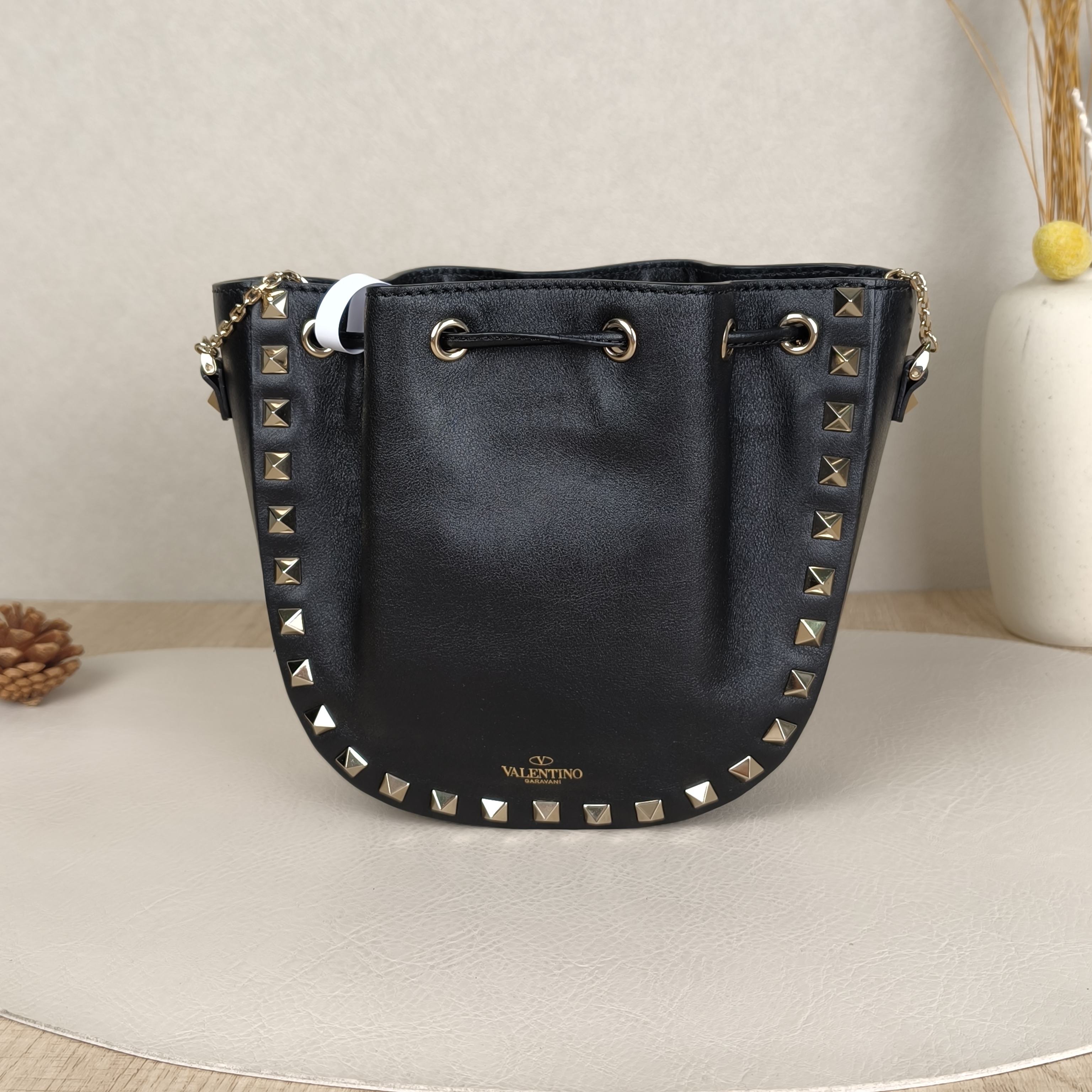 Valentino Shoulder Bag Bucket Bag Black Calfskin One Size15 × 5 × 16 cm — cover view 3 of 9