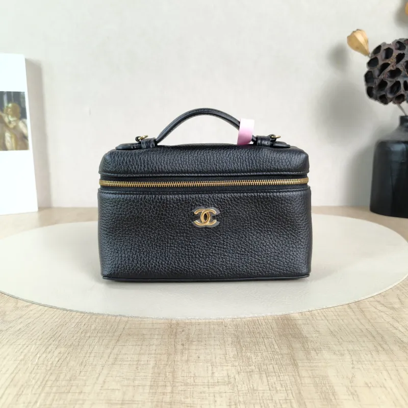 Chanel Crossbody Baglp Box Bag Top Handle Crossbody Bag Black Calfskin One Size19.5 × 5 × 17 cm