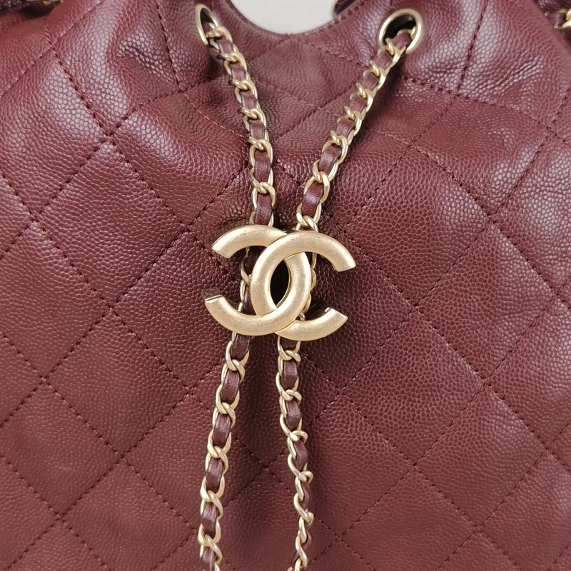 Chanel Shoulder Bag 25Bag Red Grained Calfskin Medium 30 × 15 × 40 cm — detail view 7 of 14