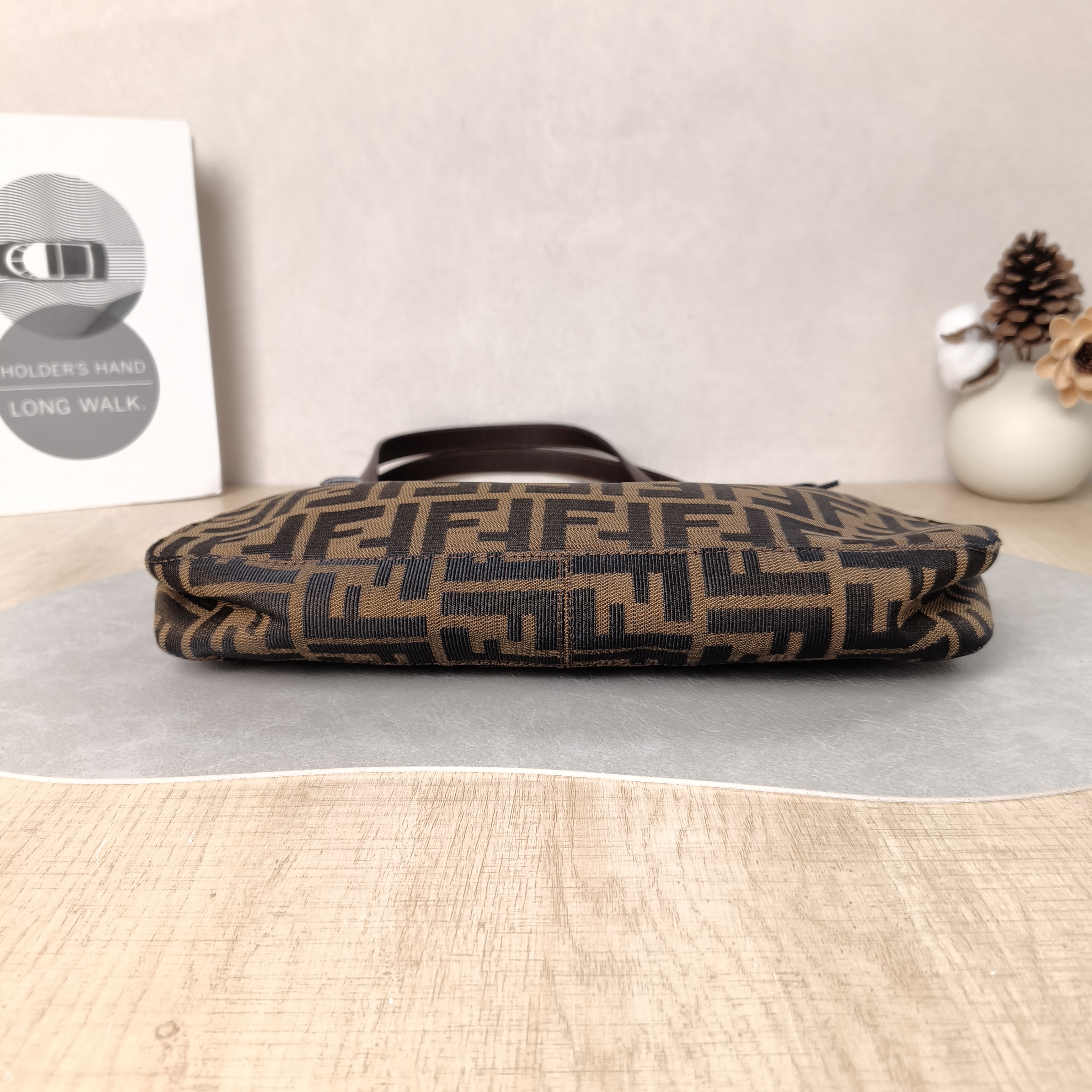 FENDI Shoulder Bag Monogram Canvas One Size28.5 × 5 × 16 cm — cover view 2 of 5