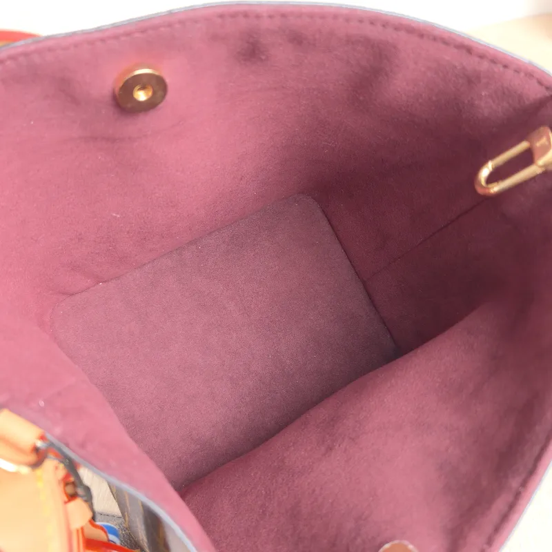Louis Vuitton Top Handle Bag ALL IN BB Monogram PVC BB 16 × 12 × 18 cm — detail view 10 of 10