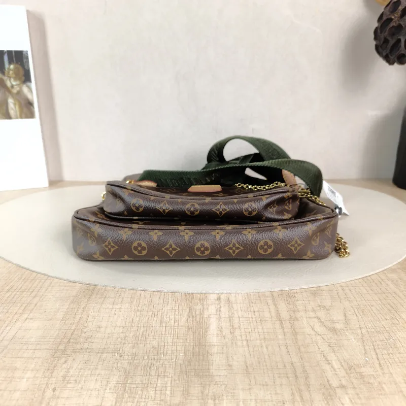 Louis Vuitton Crossbody Bag Multi Pochette Accessoires Shoulder Strap PVC Small 24 × 4 × 13.5 cm — cover view 4 of 5