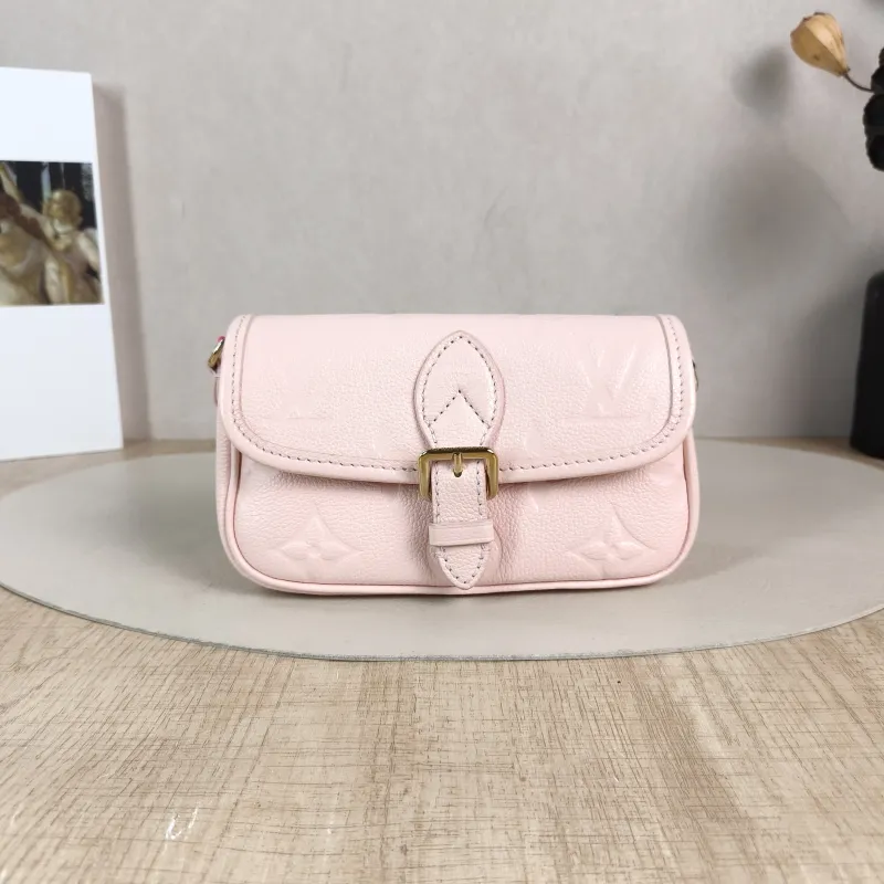 Louis Vuitton Crossbody Bag Diane Baguette Bag Monogram Empreinte Embossed Calfskin nano 19 × 6 × 10.5 cm