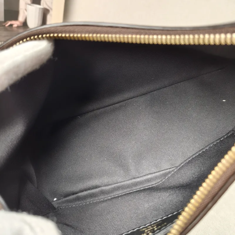 Louis Vuitton Crossbody Bag Boulogne PVC Small 26 × 9.5 × 16 cm — detail view 3 of 14