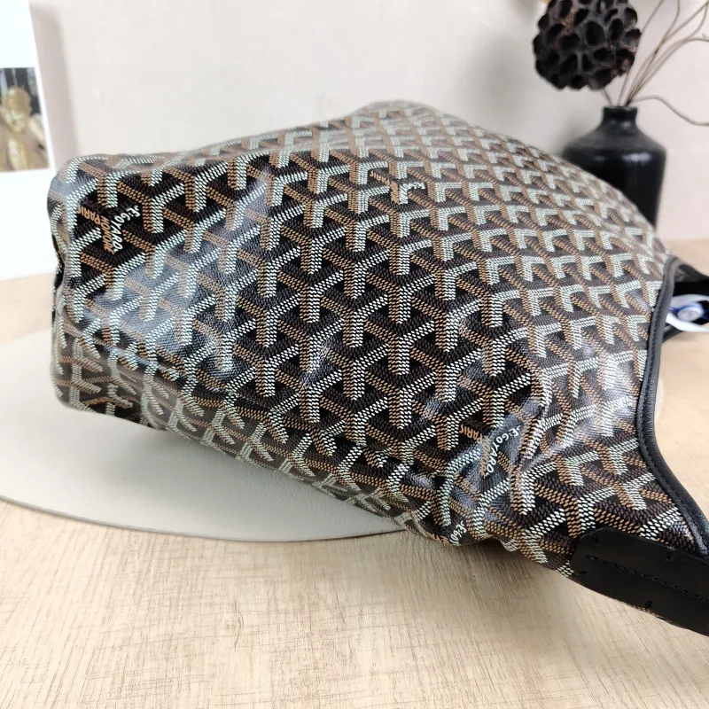 GOYARD Shoulder Bag Boheme Hobo​ Black ine Canvas Small 43 × 14 × 27 cm — detail view 14 of 15