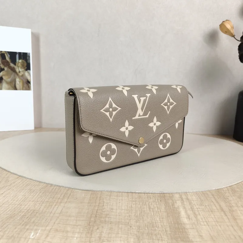 Louis Vuitton Crossbody Bag Pochette Félicie · White Calfskin Small 21 × 3 × 12 cm — cover view 5 of 5