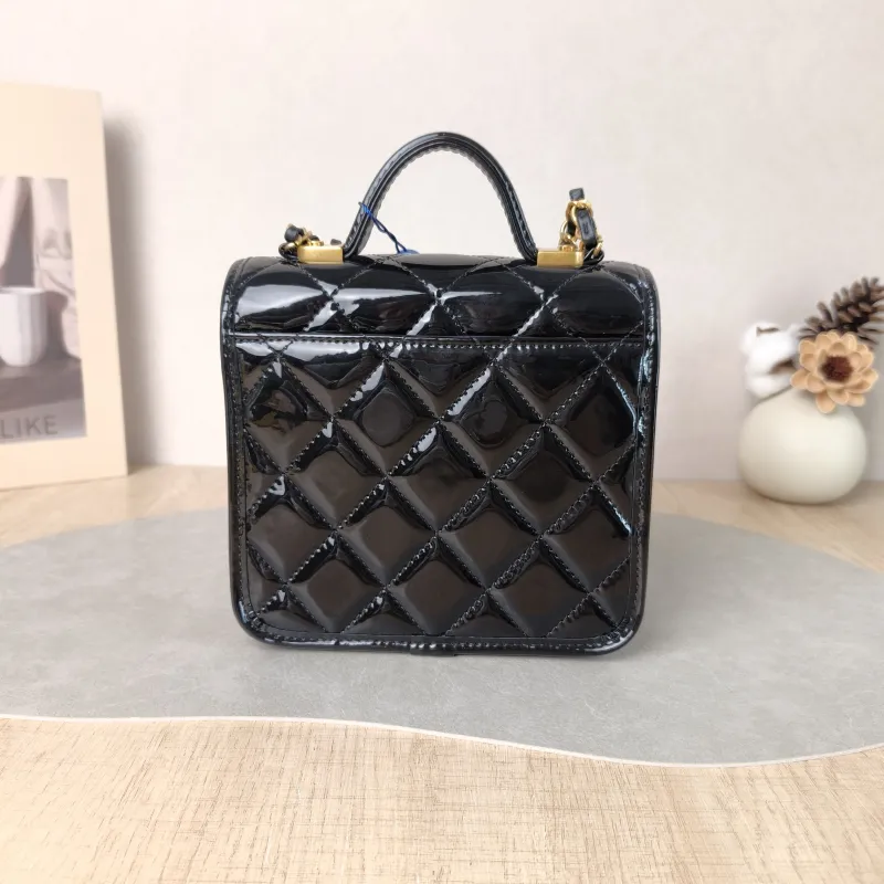 Chanel Crossbody Bag 22k Messenger Bag — cover view 6 of 6