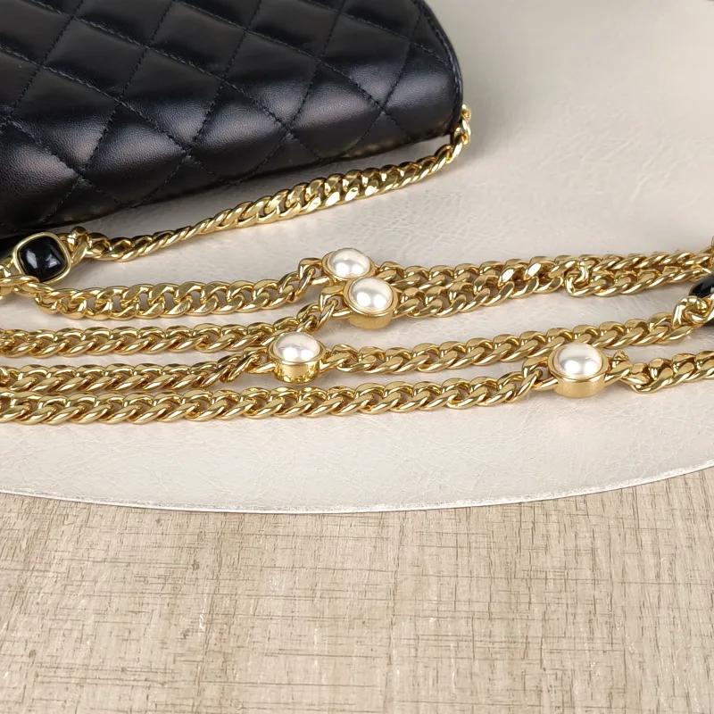 Chanel Crossbody Bag22b woc Black Lambskin15.5 × 4.5 × 11 cm — detail view 8 of 12
