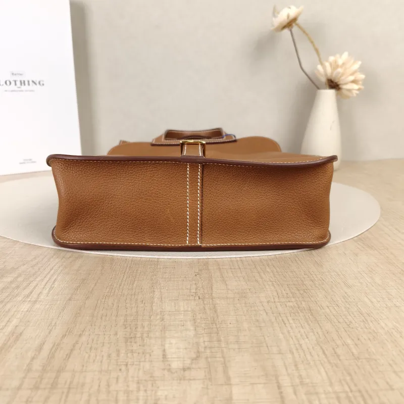 Hermès Shoulder Bag Halzan 25 Brown Saddle Leather Small25 × 8 × 17 cm — cover view 4 of 9