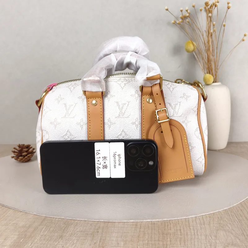Louis Vuitton Crossbody Bag Keepall 25 White Monogram PVC Medium 25 × 11 × 15 cm — cover view 4 of 5