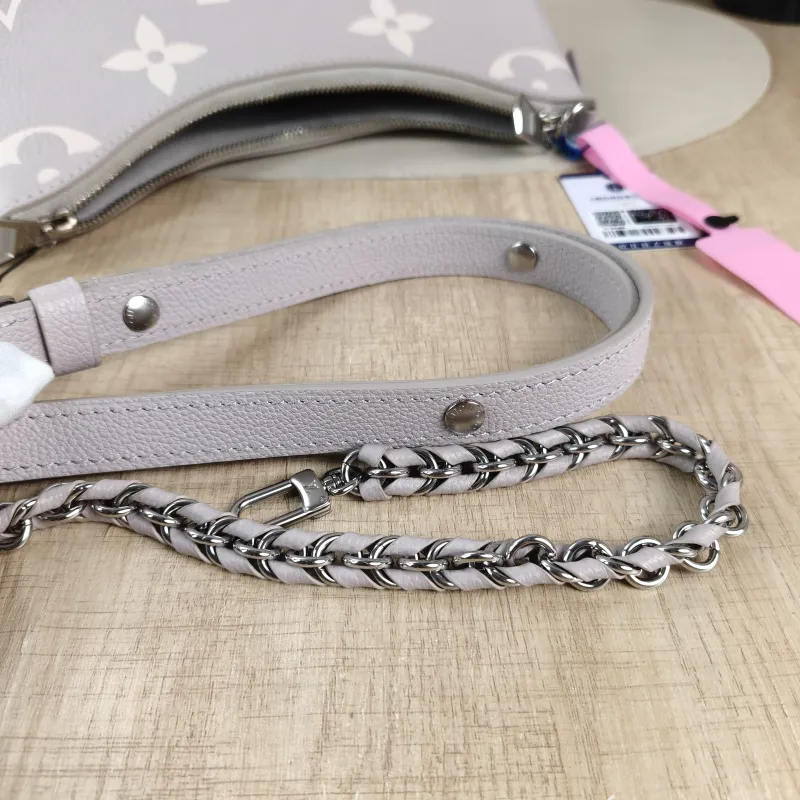 Louis Vuitton Crossbody Bag Boulogne Grey Empreinte Embossed Calfskin Small 26 × 9.5 × 16 cm — detail view 7 of 11