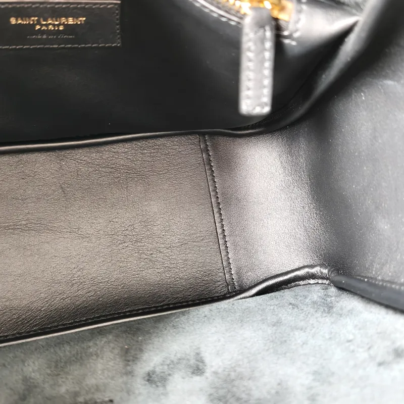 SAINT LAURENT Shoulder Bag LE 5 À 7 Hobo Black Calfskin Small 22 × 8.5 × 23 cm — detail view 4 of 9
