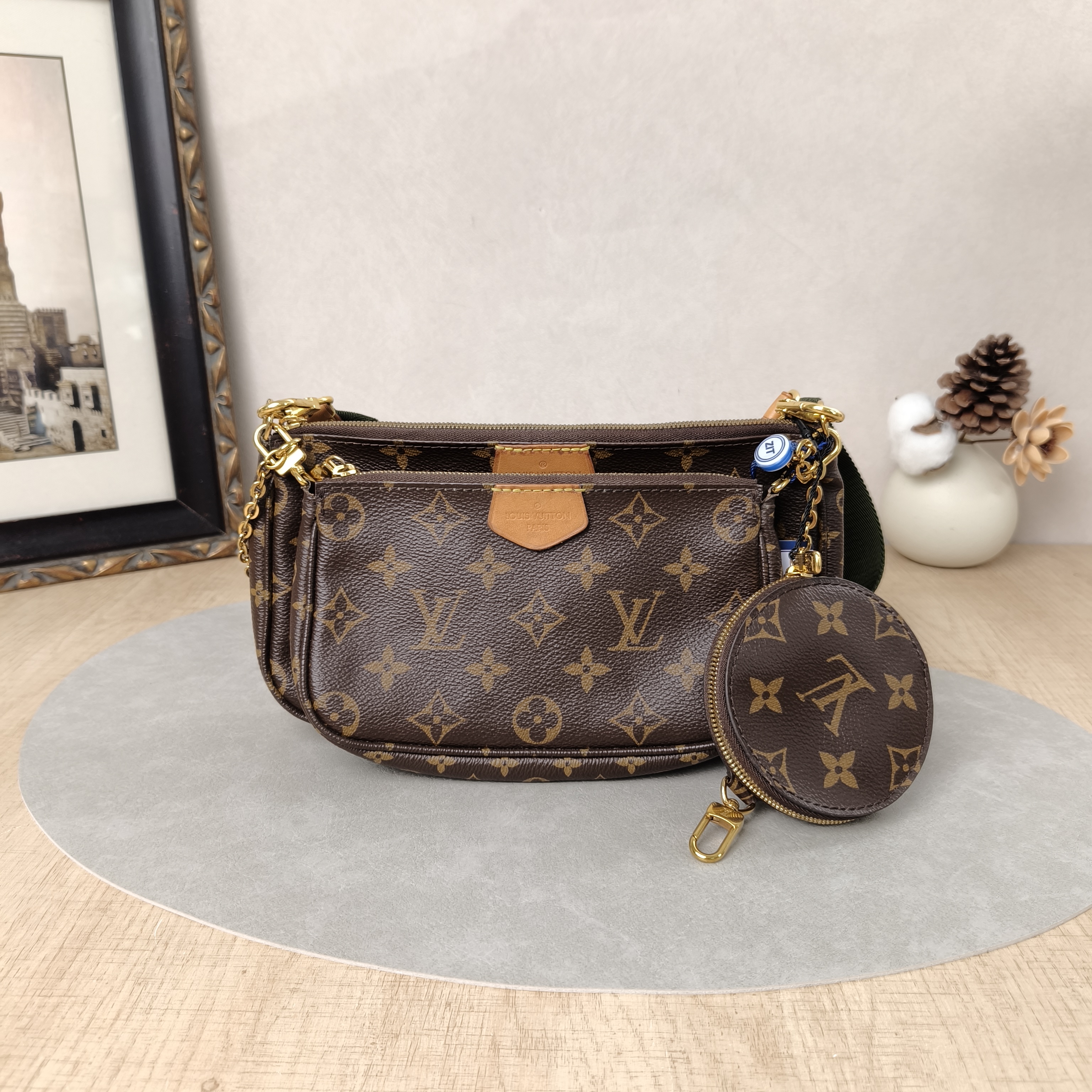 Louis Vuitton Crossbody Bag Multi Pochette Accessoires Shoulder Strap PVC Small24 × 4 × 13.5 cm