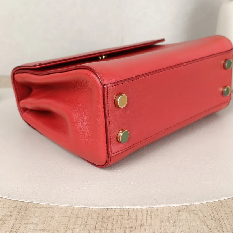 SAINT LAURENT Shoulder Bag Shoulder Bag Red Calfskin One Size21 × 10 × 17 cm — detail view 1 of 12
