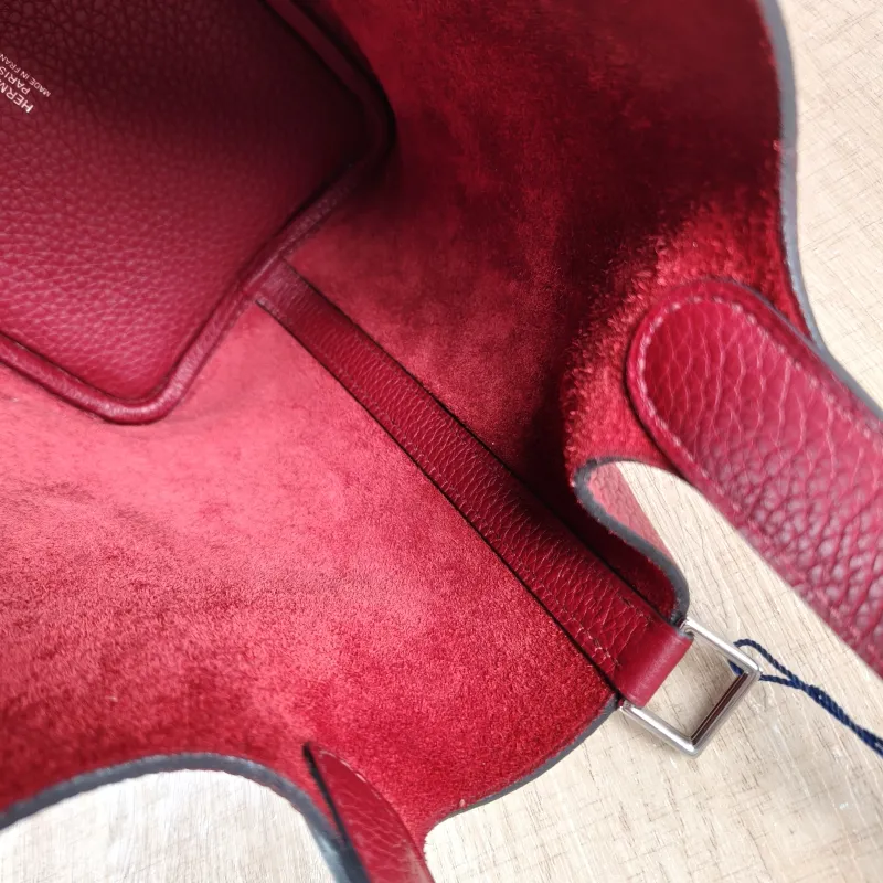 Hermès Top Handle Bag Picotin Lock 18 18 K1 TC Calfskin Small 18 × 13 × 18 cm A — detail view 4 of 9