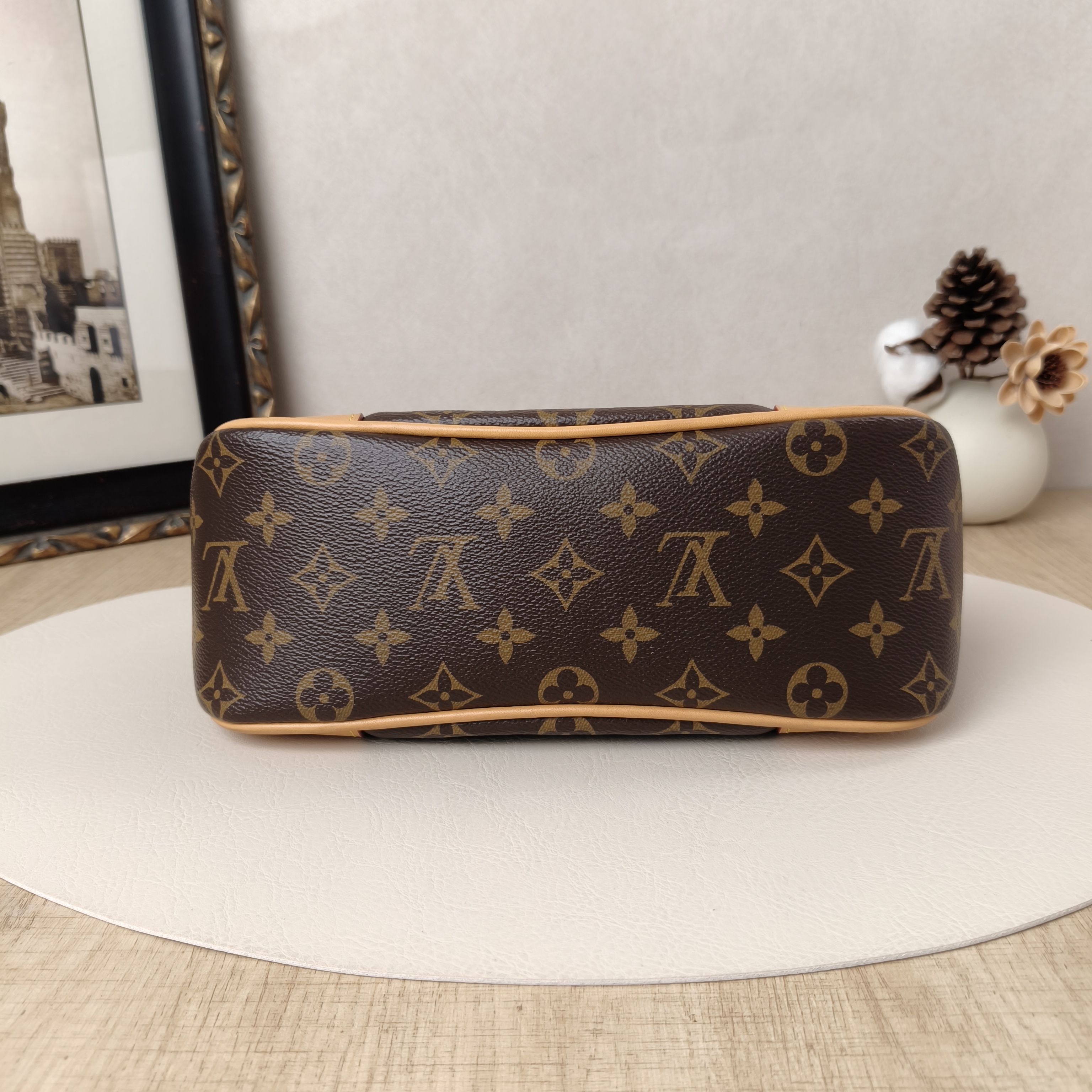 Louis Vuitton Crossbody Bag Boulogne PVC Small26 × 9.5 × 16 cm — cover view 9 of 10