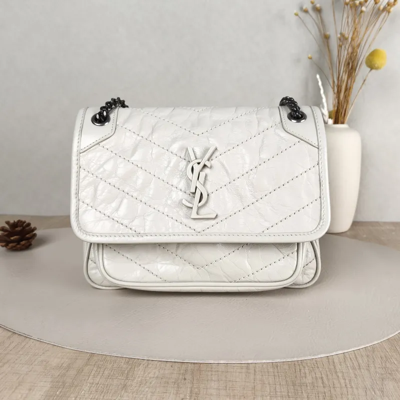 SAINT LAURENT Crossbody Bag Niki White D Waxed Leather Calfskin Small21 × 7.5 × 16 cm