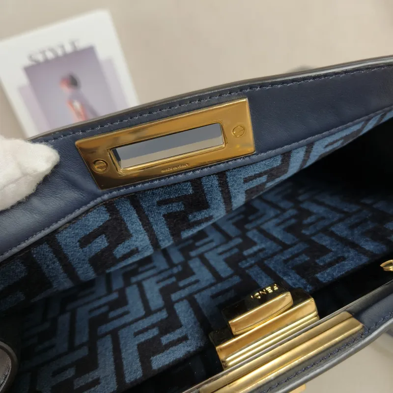 FENDI Top Handle Bag Peekaboo IS ee U Petite Calfskin Medium33.5 × 13 × 25.5 cm — detail view 5 of 8