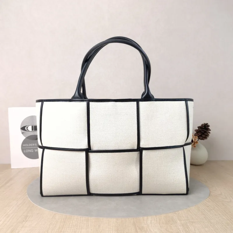 Bottega Veneta Top Handle Bag Arco Woven Tote Bag Beige · Black Canvas Medium36.5 × 14 × 24 cm