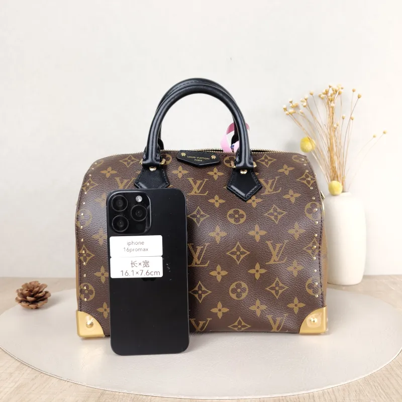 Louis Vuitton Shoulder Bag Speedy Trunk Monogram PVC One Size 27 × 15 × 20 cm — cover view 5 of 5