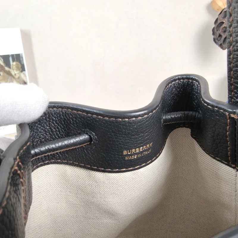 BURBERRY Crossbody Bag Bucket Bag Black Calfskin One Size 17 × 11 × 17 cm — detail view 1 of 10