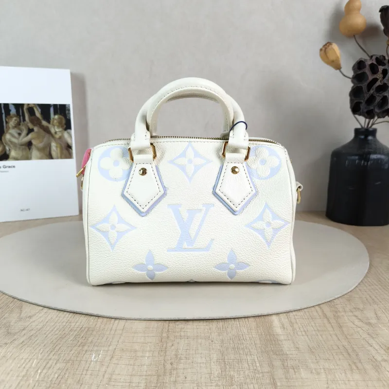 Louis Vuitton Crossbody Bag Speedy20 White · Blue Empreinte Embossed Calfskin Small 20.5 × 12 × 13.5 cm