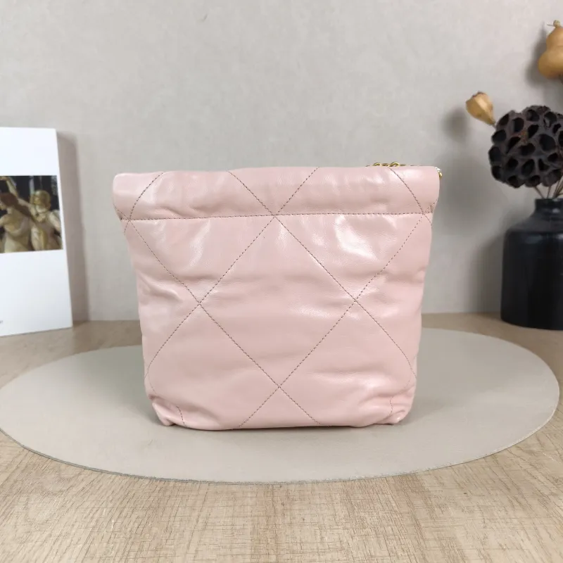 Chanel Crossbody Bag22Bag Pink Calfskinmini20 × 6 × 19 cm — cover view 4 of 5