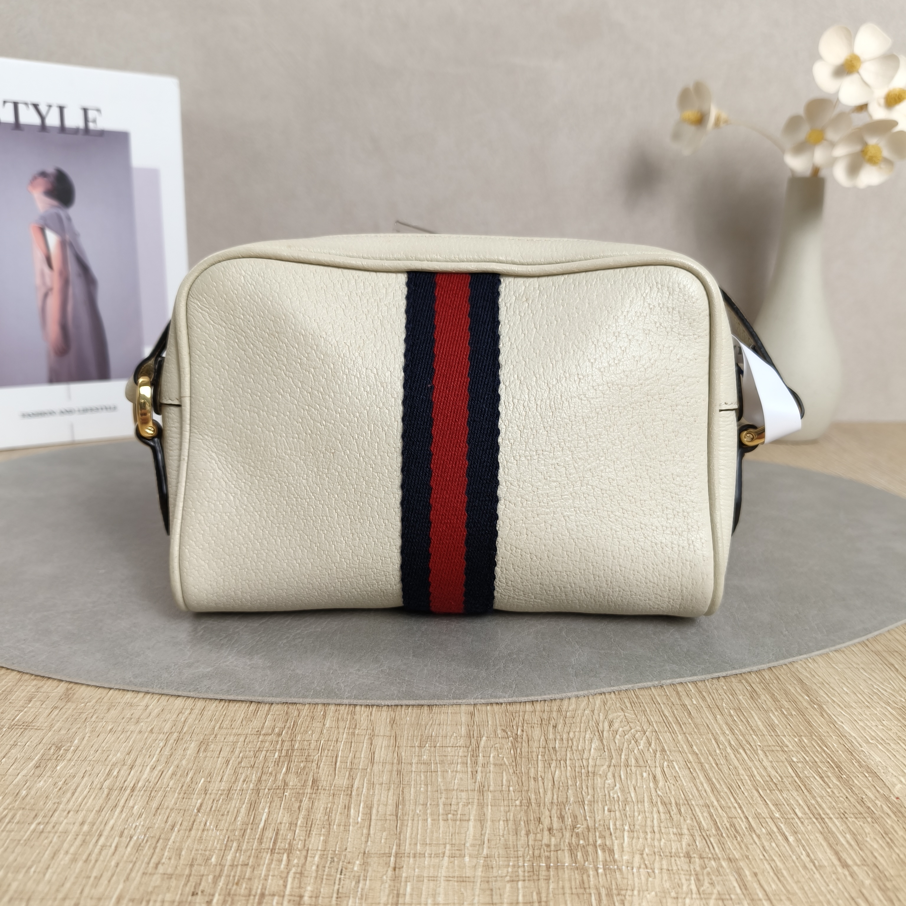 GUCCI Ophidia Camera Bag Mini White Calfskin · 17.5 × 5.5 × 12 cm — cover view 9 of 10