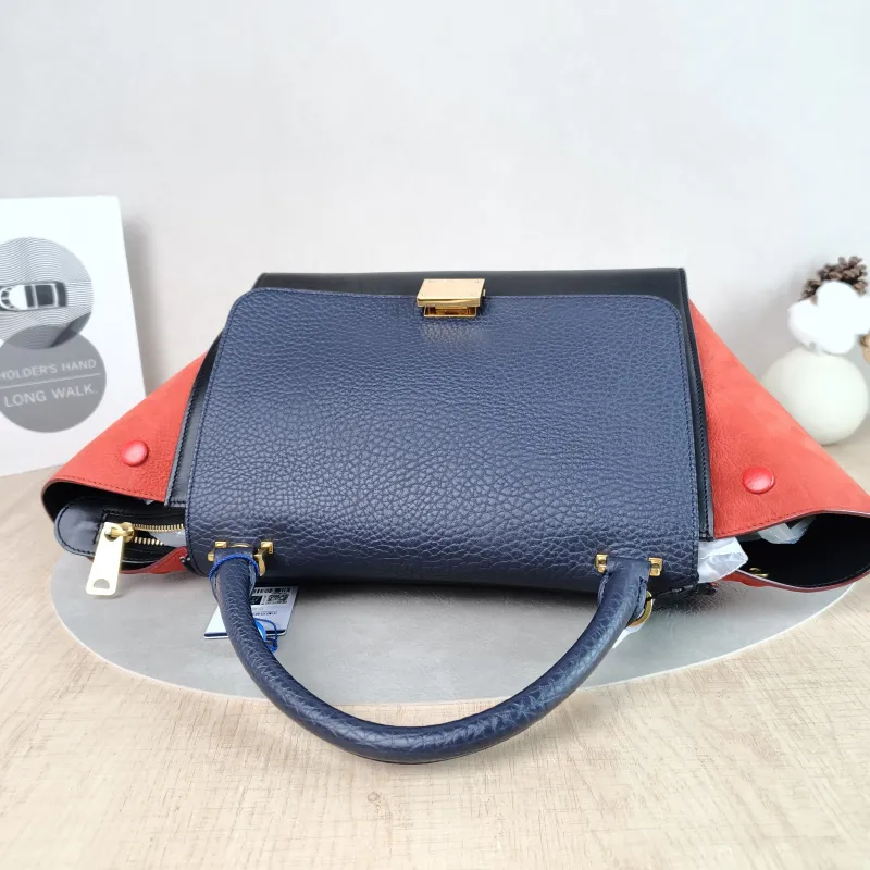 CELINE Crossbody Bag Trapeze Colorblock Calfskin Small27 × 13 × 22 cm — detail view 8 of 12
