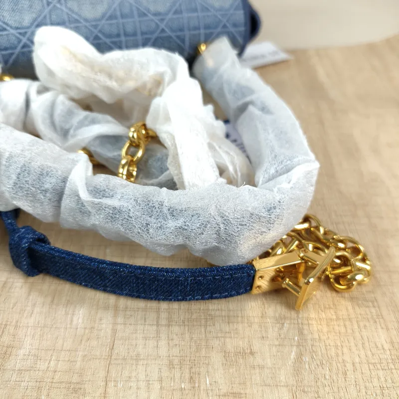 DIOR Crossbody Bag Caro Chain Bag Blue Small 20 × 7 × 13.5 cm — detail view 13 of 13