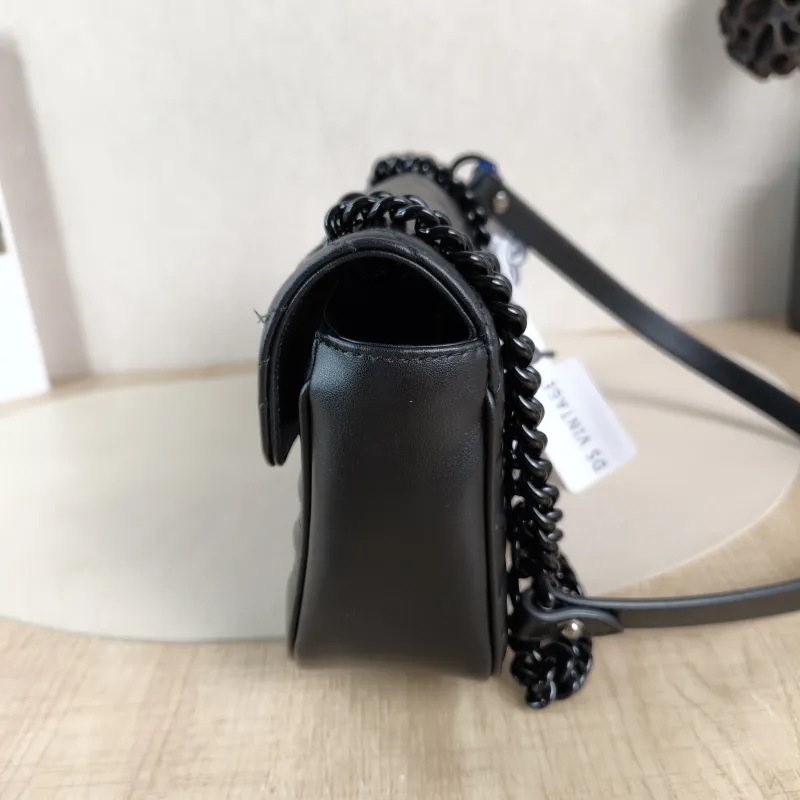 GUCCI Crossbody Bag GG Marmont So Black Marmont So Black Black CC alfskin Small 22 × 6 × 13 cm — detail view 10 of 11