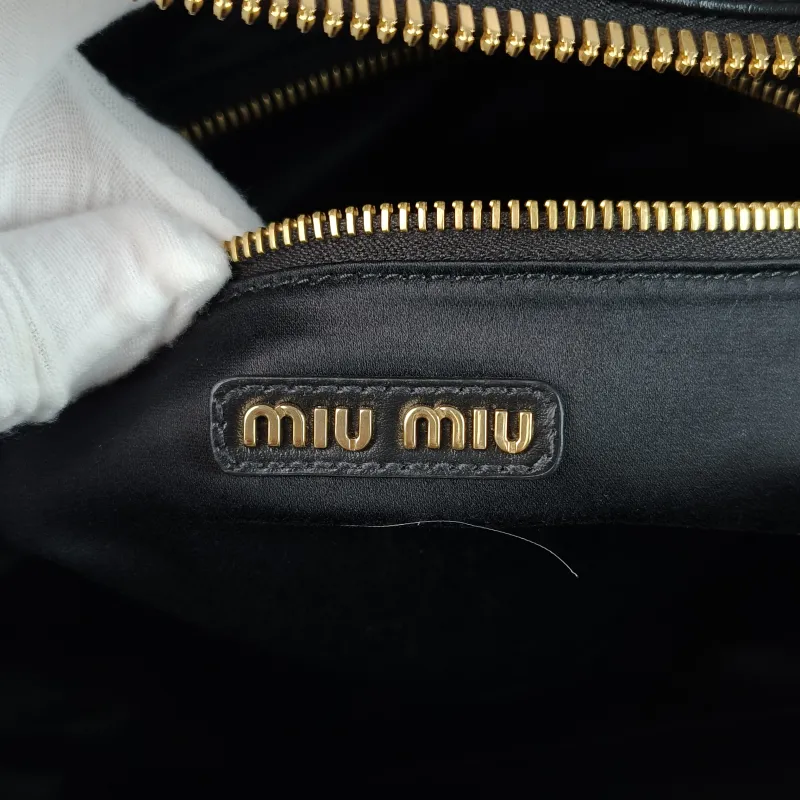 Miumiu Top Handle Bag Beau Black Calfskin Large 34 × 10 × 23 cm — detail view 3 of 8