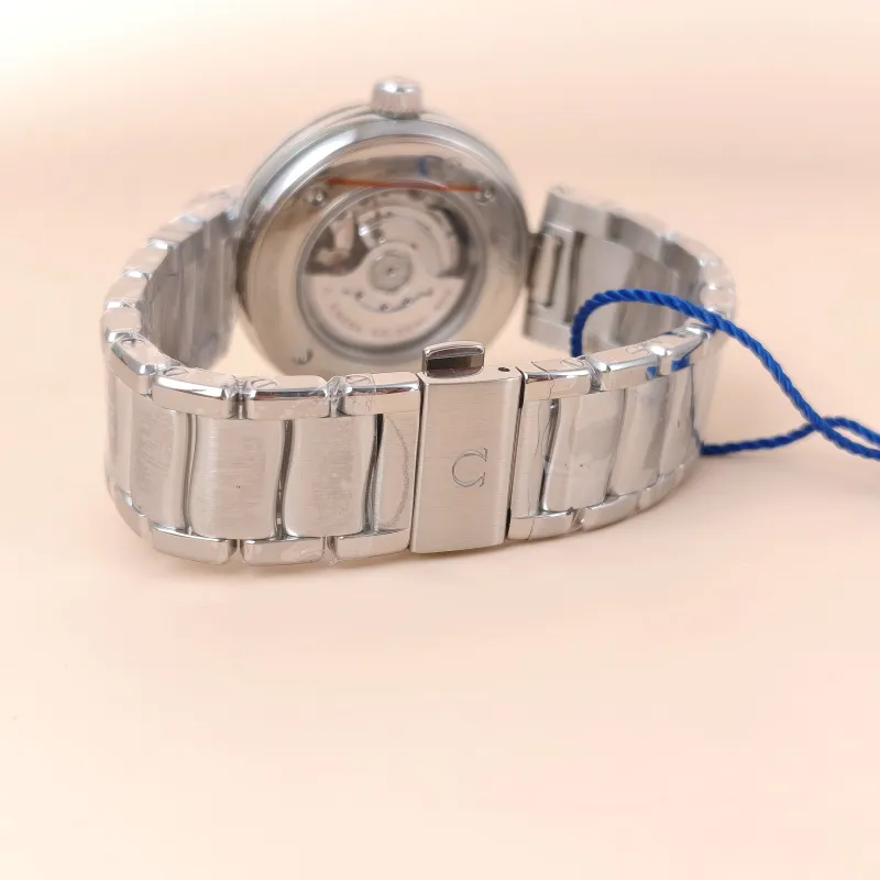 OMEGA Watch Collection Watch One Size 34 — cover view 3 of 10