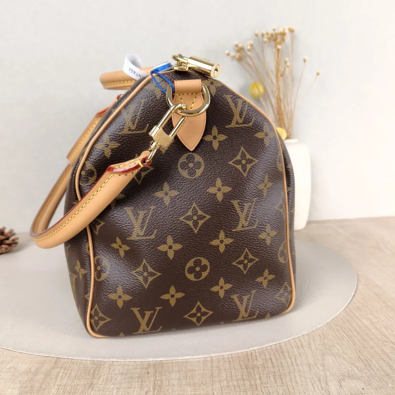 Louis Vuitton Shoulder Bag Speedy Soft 30 Shoulder Strap Edition-Monogram PVC Large 30 × 17 × 21 cm — detail view 15 of 16