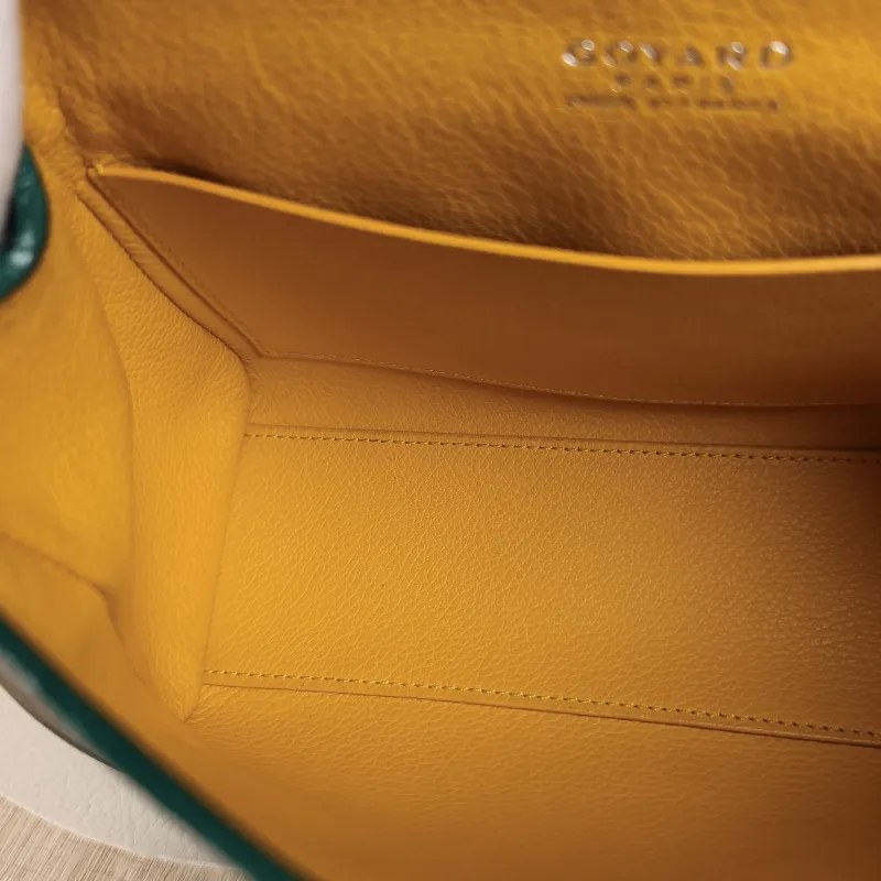 GOYARD Crossbody Bag Saïgon Green PV Cmini20 × 7.5 × 15 cm — detail view 3 of 10