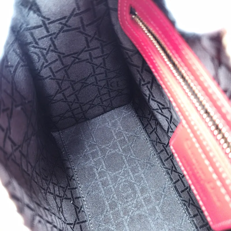 DIOR Top Handle Bag Lady Lady Dior Bag Red Patent Leather Medium 24 × 12 × 21 cm — detail view 8 of 12