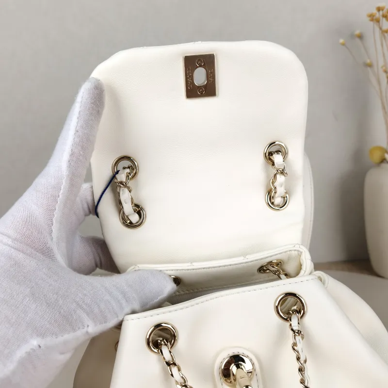 Chanel Backpack Duma White Small18 × 12 × 18.5 cm — detail view 7 of 15