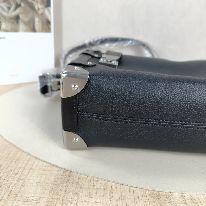 Louis Vuitton Crossbody Bag Side Trunk Box Black Calfskin Medium 23.5 × 8.5 × 16 cm — detail view 5 of 10