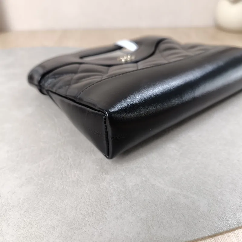 Chanel Crossbody Bag31Bag Black Waxed Leathernano20.5 × 3.5 × 17 cm — detail view 10 of 13