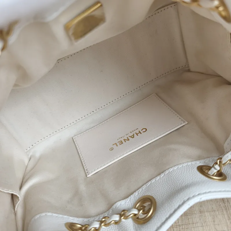 Chanel Crossbody Bag 25Bag White Gold Grained Calfskin Mini 22 × 12.5 × 20 cm — detail view 2 of 12