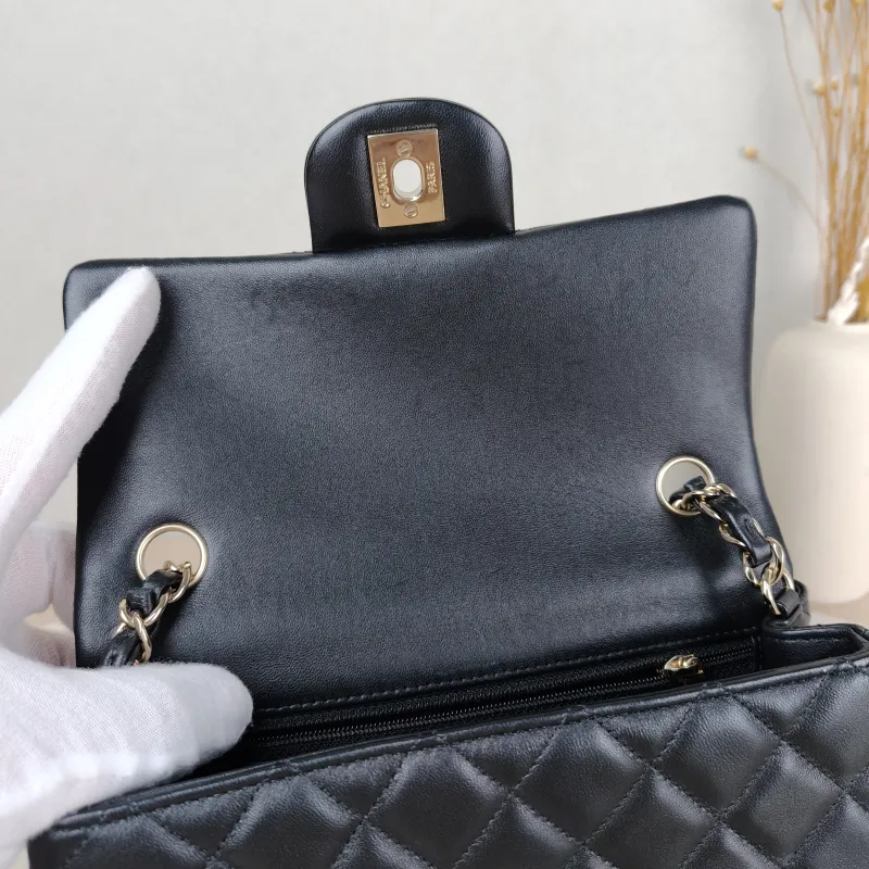 Chanel Crossbody Bag Classic Flap Large Mini CF Mini Black SL ambskin mini 20 × 6 × 12 cm — detail view 6 of 13