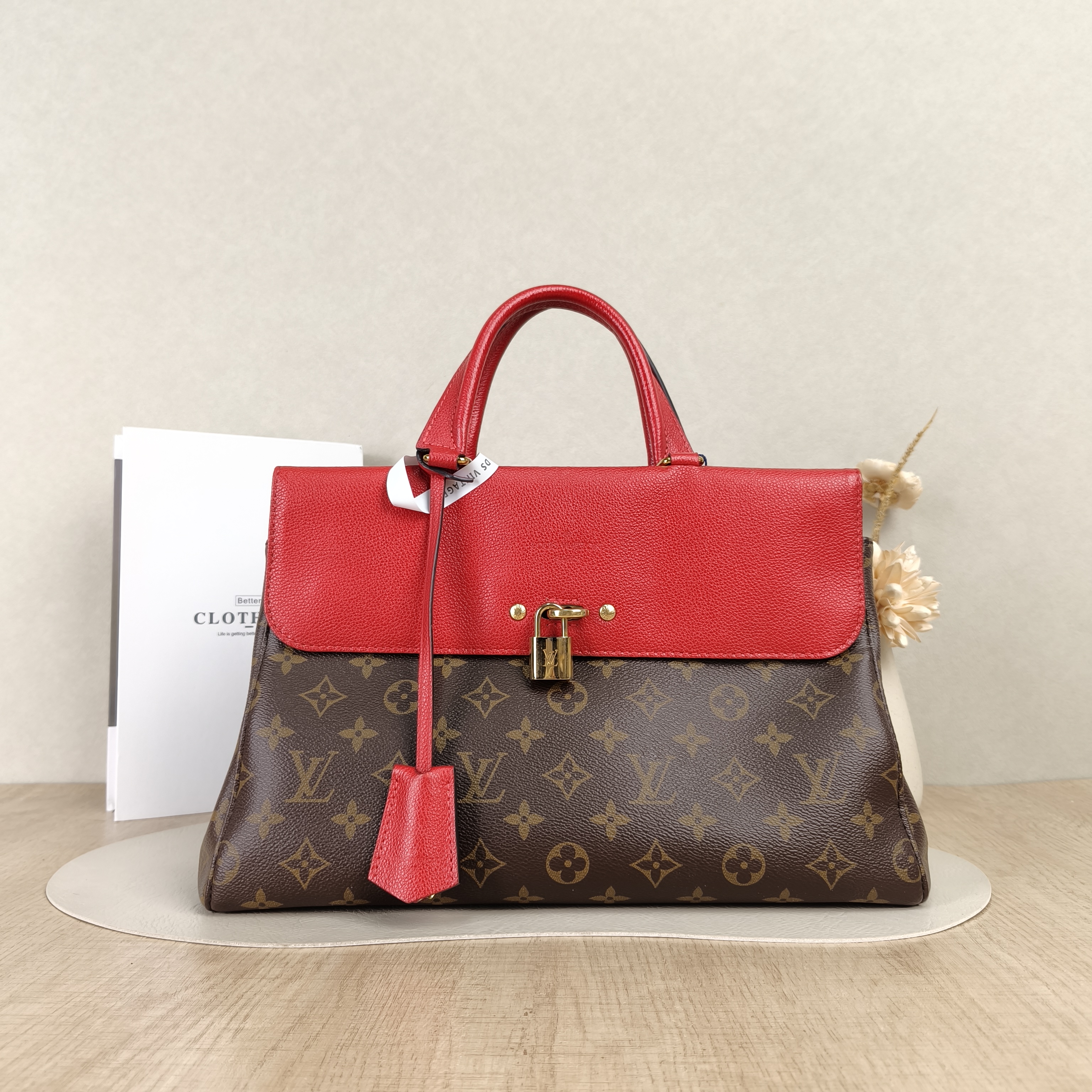 Louis Vuitton Shoulder Bag Venus Red PVC · Calfskin One Size34 × 12 × 22 cm