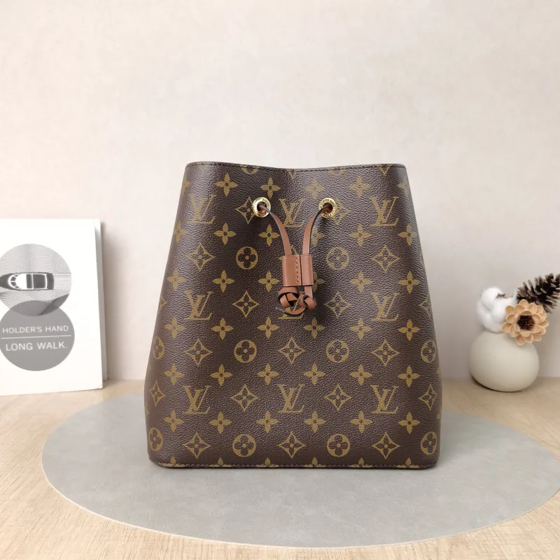 Louis Vuitton Shoulder Bag NÉONOÉ Bucket Bag Caramel PVC Medium 26 × 17.5 × 26 cm