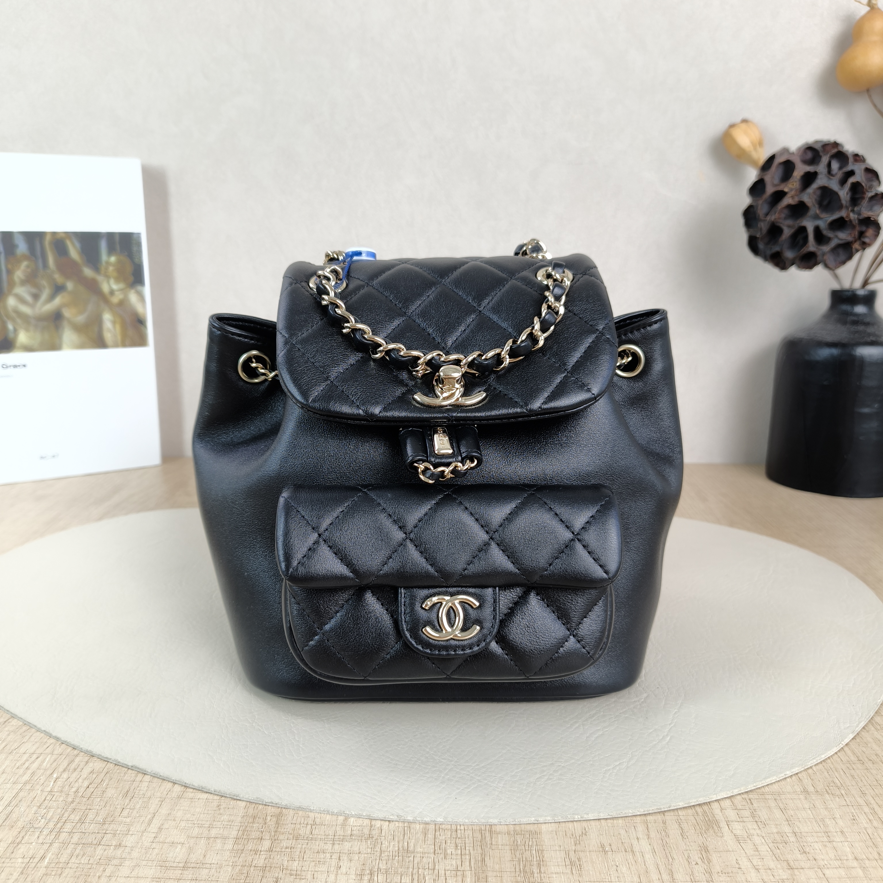 Chanel Backpack Duma Black Lambskin Small18 × 9.5 × 19 cm