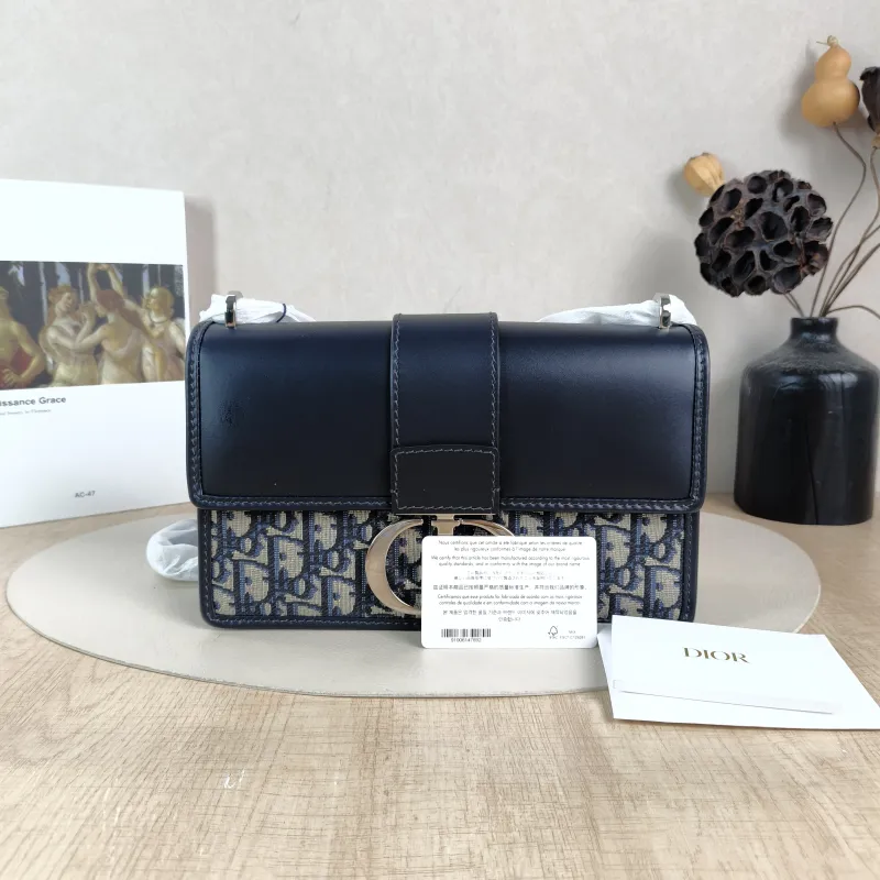 DIOR Crossbody Bag 30Montaigne 30 Blue Calfskin，Canvas Medium 25 × 9 × 16.5 cm — cover view 4 of 6
