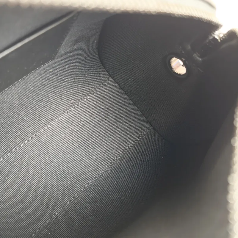 Chanel Crossbody Bag Bowling Bag soblack Black Lambskin One Size 18.5 × 11 × 11.5 cm — detail view 7 of 10