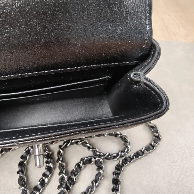 Chanel Crossbody Bag Coco Handle​Black V Calfskin Mini14.5 × 5.5 × 11.5 cm — detail view 15 of 18