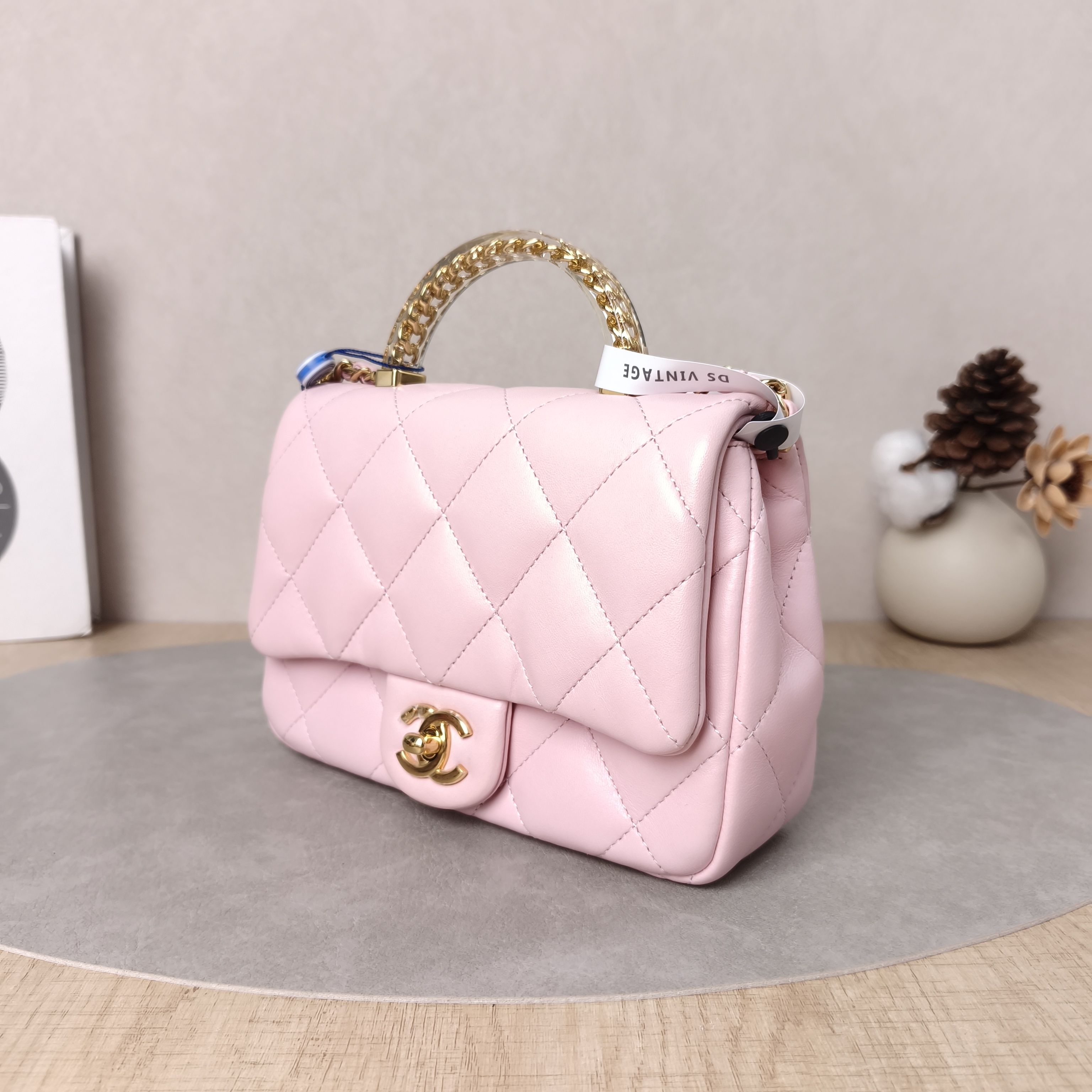 Chanel Crossbody Bag24s Pink Lambskin One Size19 × 6 × 12 cm — cover view 2 of 6
