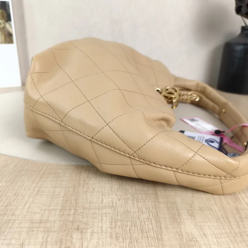 Chanel Crossbody Bag26c Taupe Calfskin One Size32 × 12 × 24 cm — detail view 9 of 10